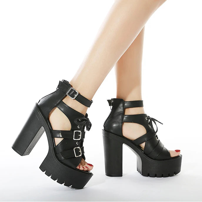 Obsidian Goth Platforms – Sandali donna punk con tacco estremo